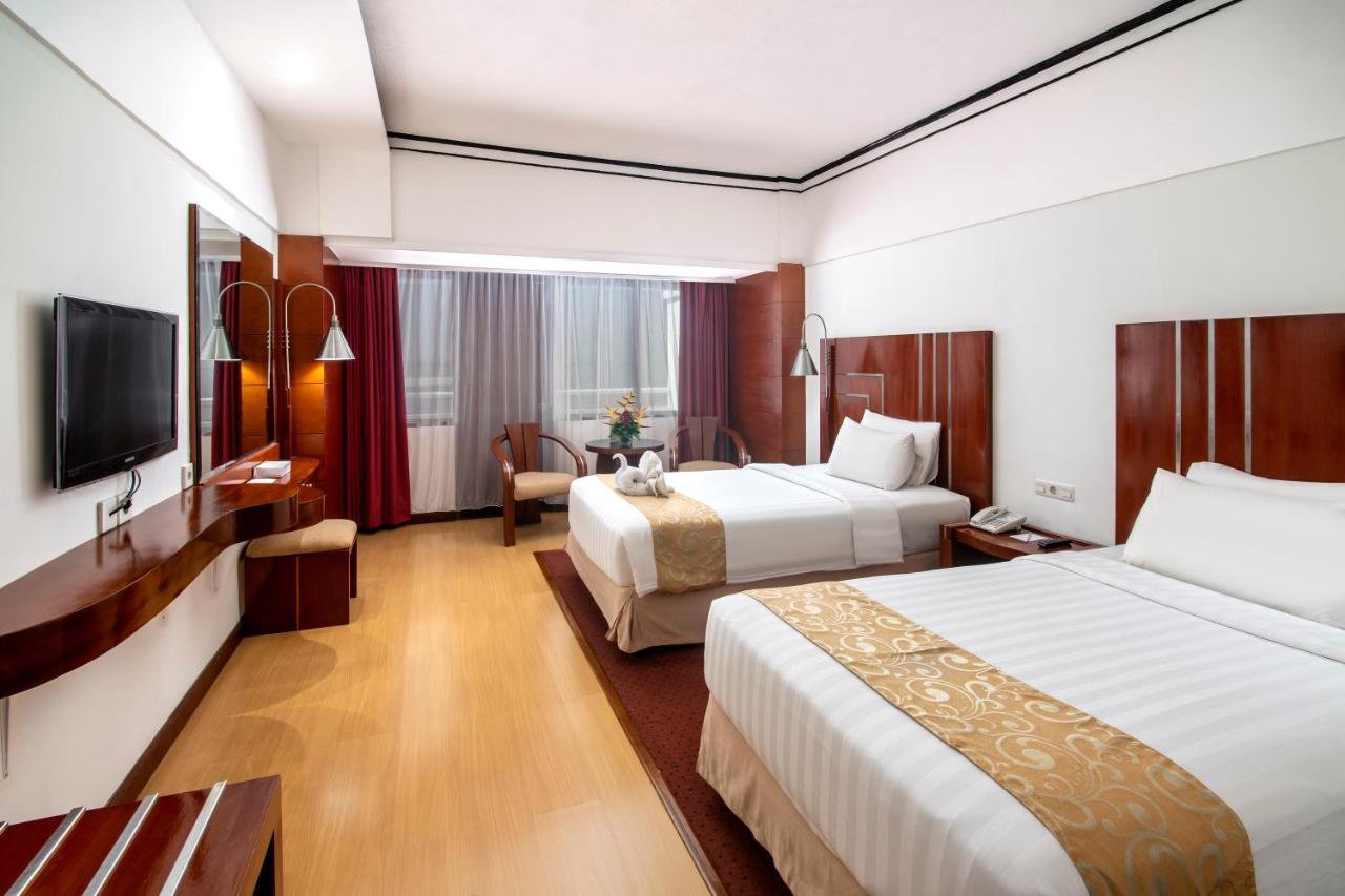 Hotel Savoy Homann Бандунг Екстер'єр фото