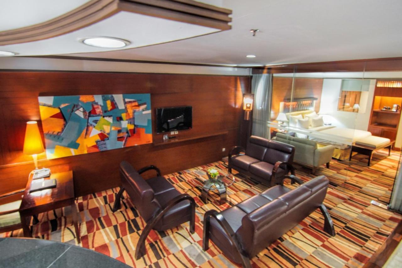 Hotel Savoy Homann Бандунг Екстер'єр фото