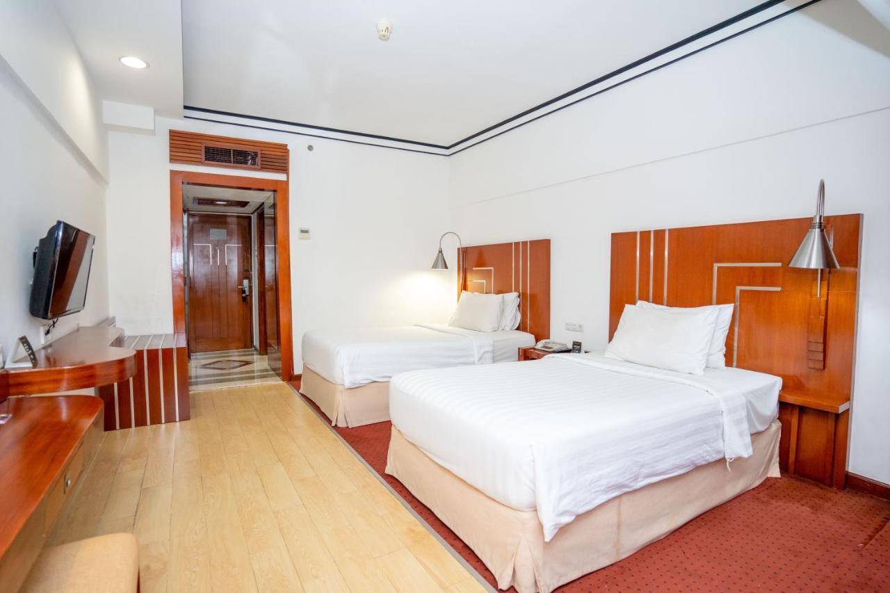Hotel Savoy Homann Бандунг Екстер'єр фото