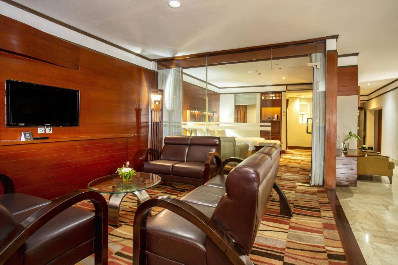 Hotel Savoy Homann Бандунг Екстер'єр фото