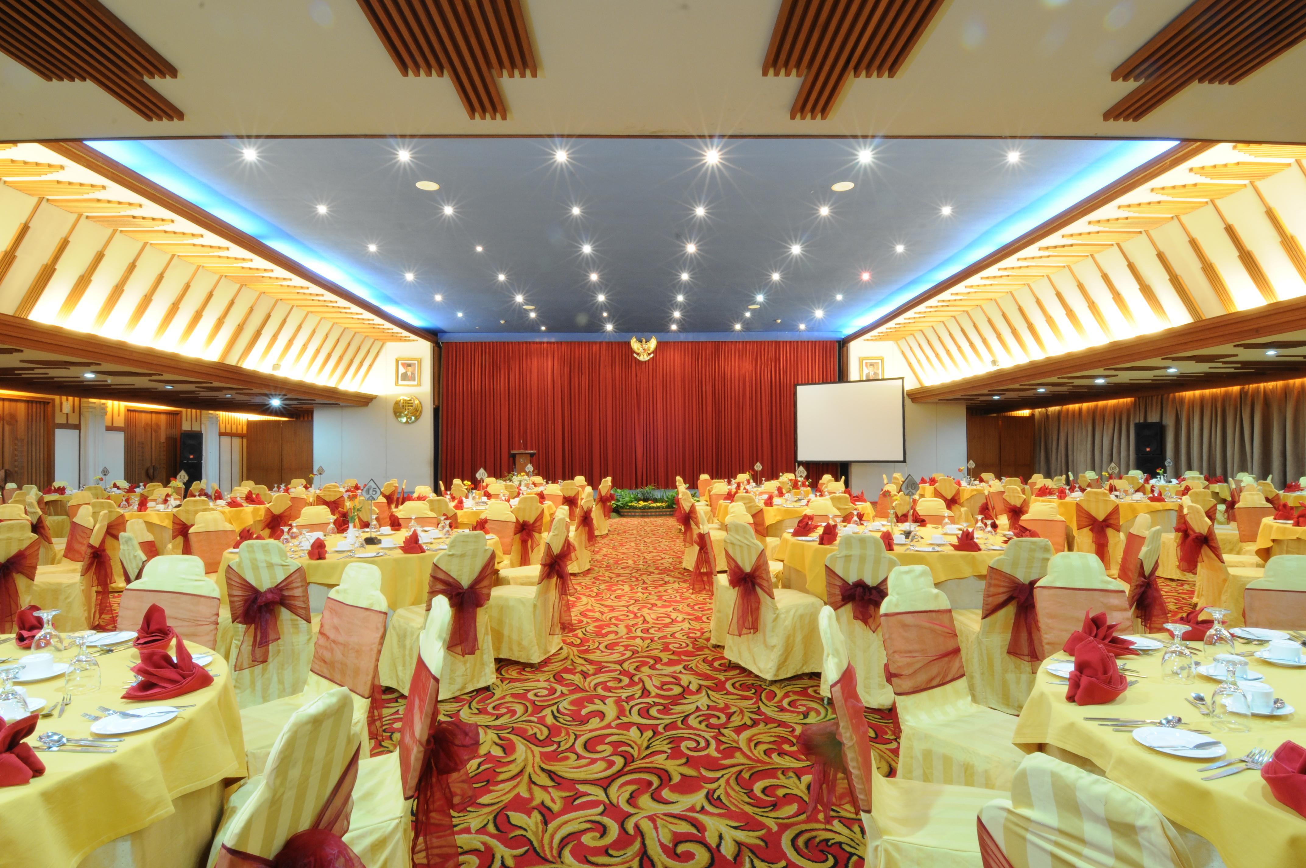 Hotel Savoy Homann Бандунг Екстер'єр фото