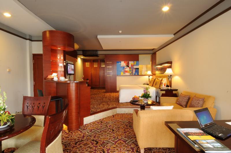 Hotel Savoy Homann Бандунг Екстер'єр фото